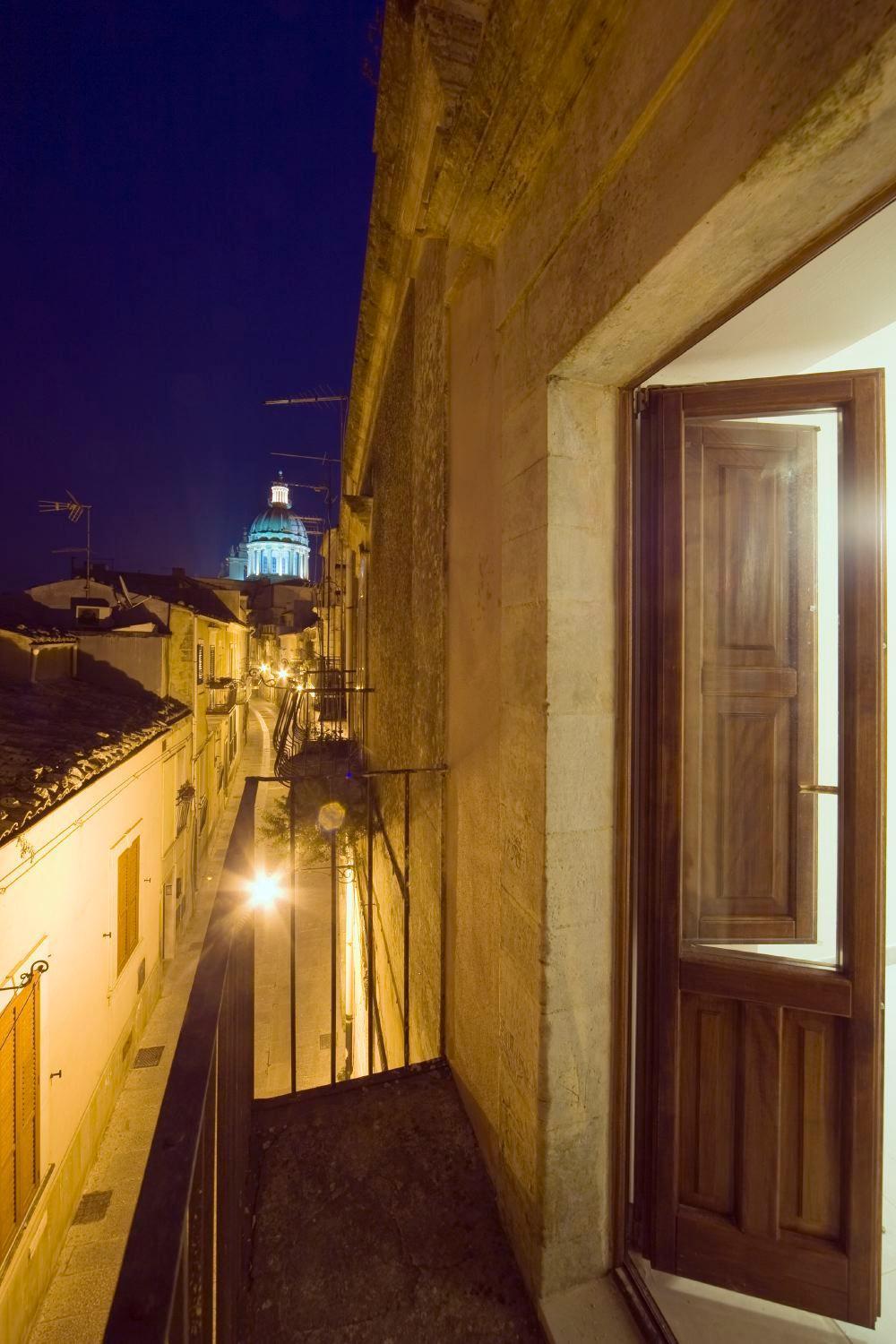 مبيت وإفطار راغوزا Giardino Sul Duomo المظهر الخارجي الصورة